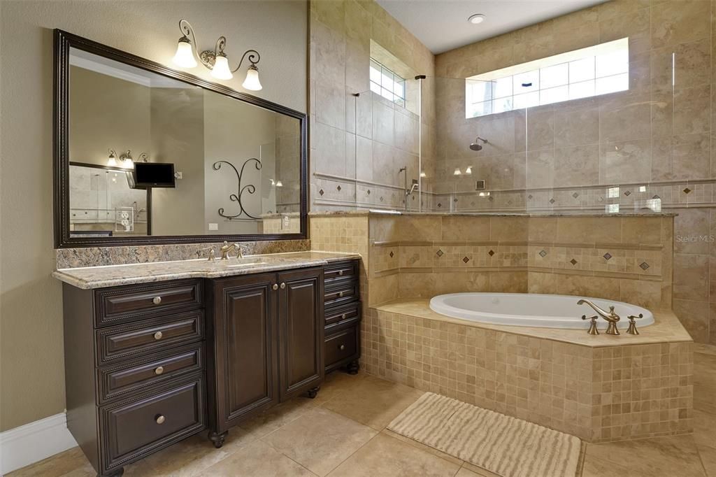 For Sale: $1,690,000 (4 beds, 4 baths, 4781 Square Feet)