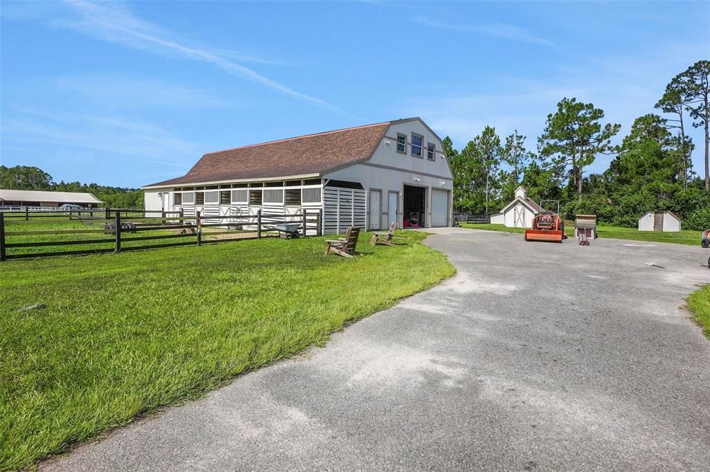 For Sale: $1,690,000 (4 beds, 4 baths, 4781 Square Feet)