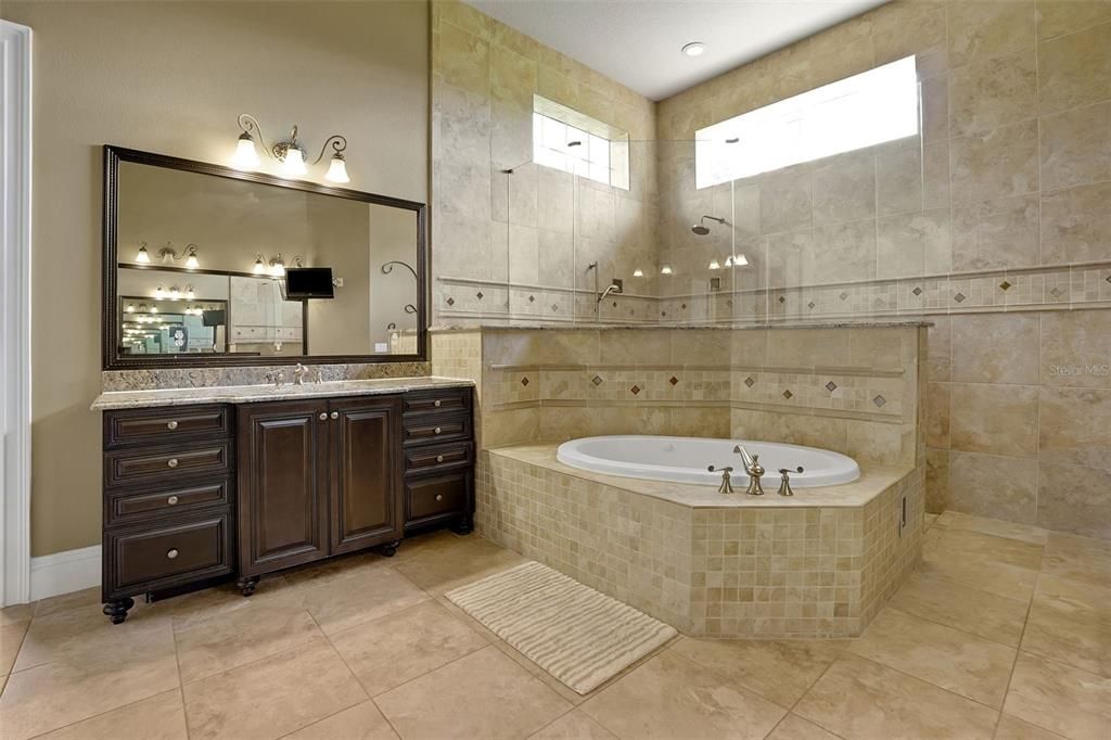 For Sale: $1,690,000 (4 beds, 4 baths, 4781 Square Feet)