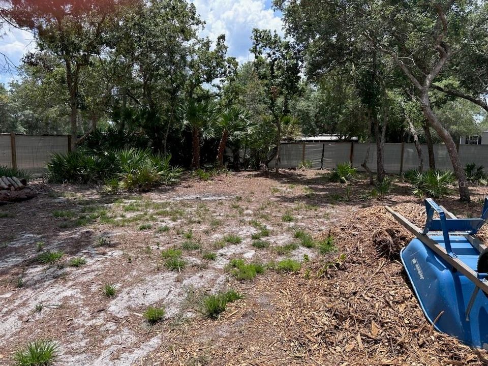 For Sale: $125,000 (2 beds, 1 baths, 1344 Square Feet)