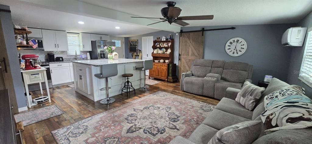 For Sale: $125,000 (2 beds, 1 baths, 1344 Square Feet)