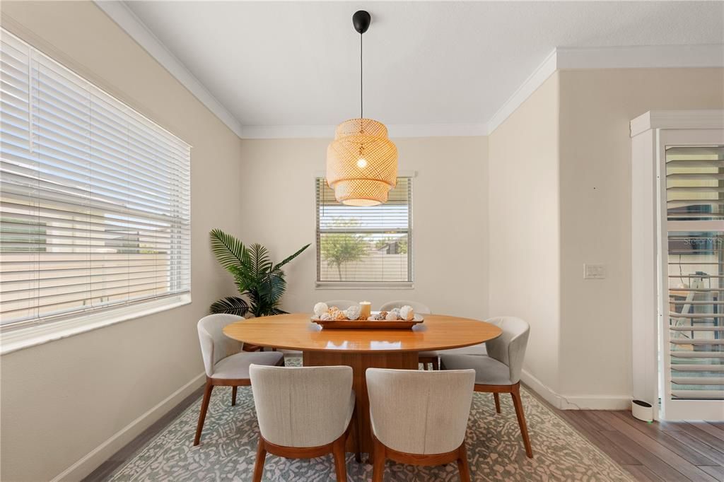 En Venta: $483,000 (3 camas, 2 baños, 2387 Pies cuadrados)