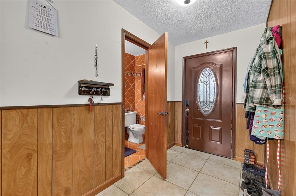 На продажу: $595,000 (4 спален, 3 ванн, 2098 Квадратных фут)