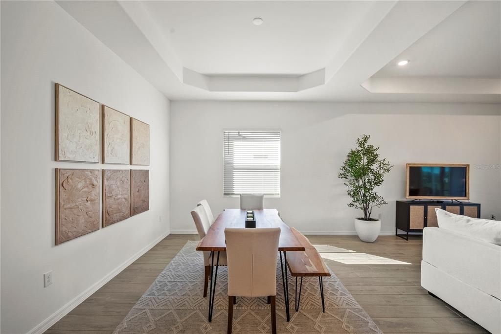 En Venta: $499,000 (3 camas, 3 baños, 2246 Pies cuadrados)