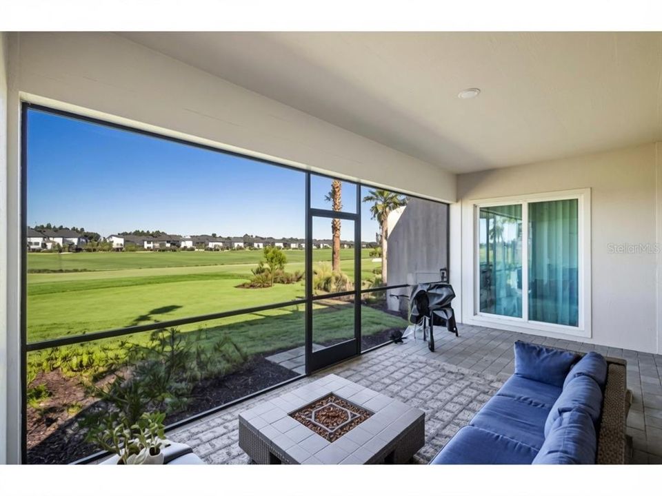 En Venta: $499,000 (3 camas, 3 baños, 2246 Pies cuadrados)