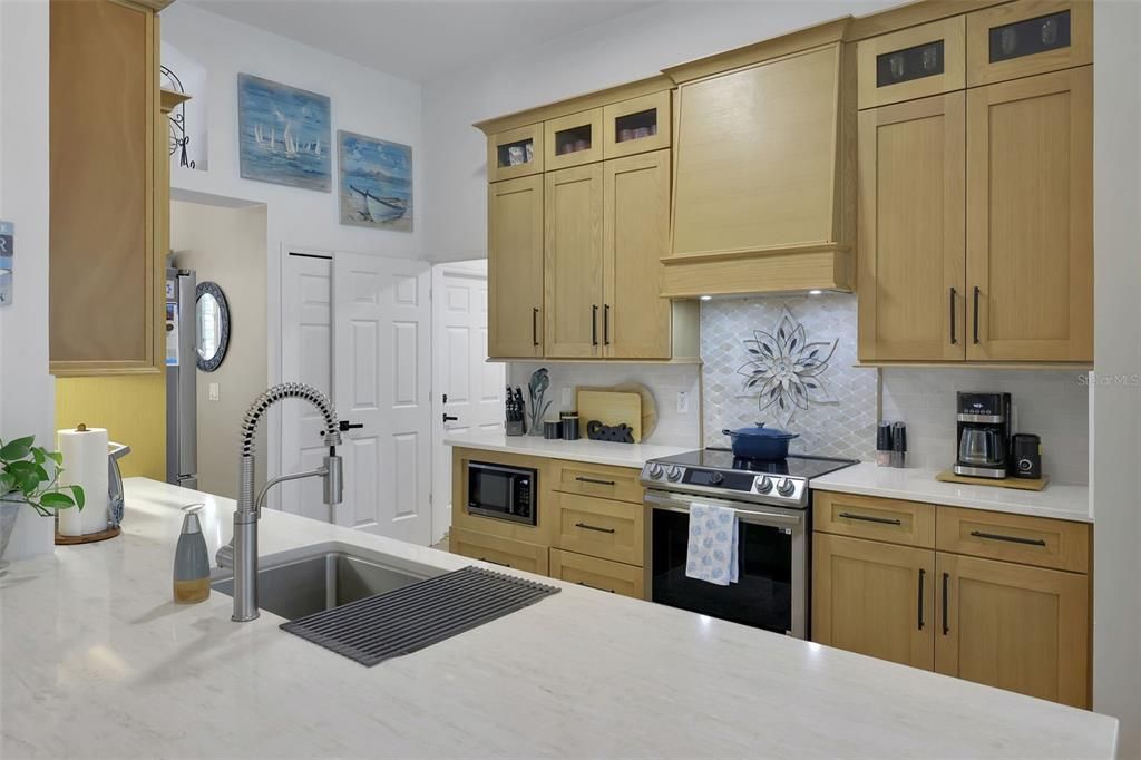 For Sale: $679,900 (3 beds, 2 baths, 1948 Square Feet)