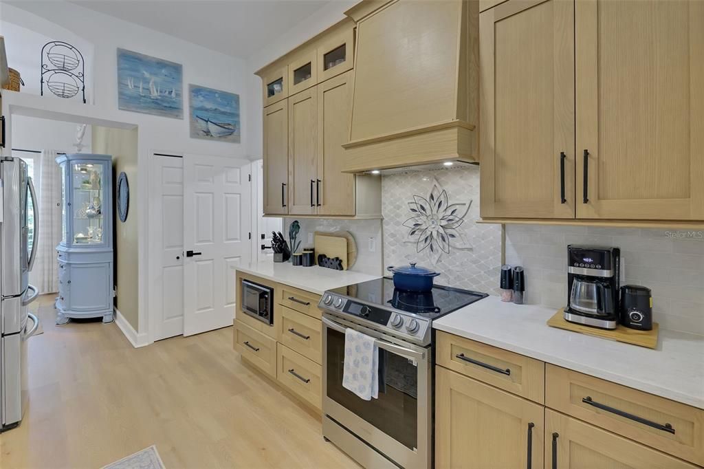 For Sale: $679,900 (3 beds, 2 baths, 1948 Square Feet)