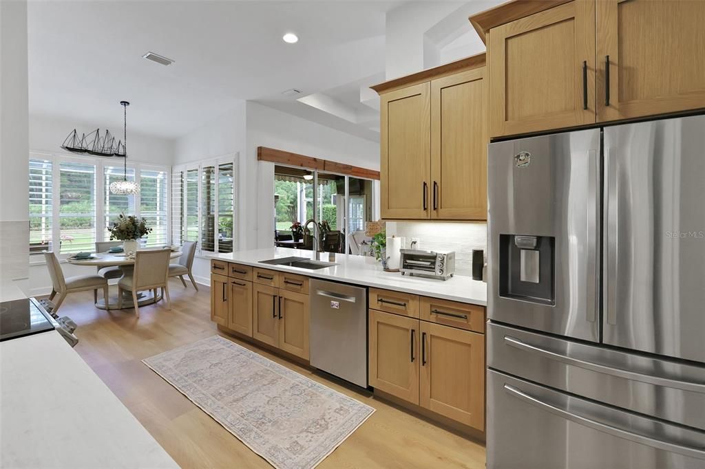 For Sale: $679,900 (3 beds, 2 baths, 1948 Square Feet)