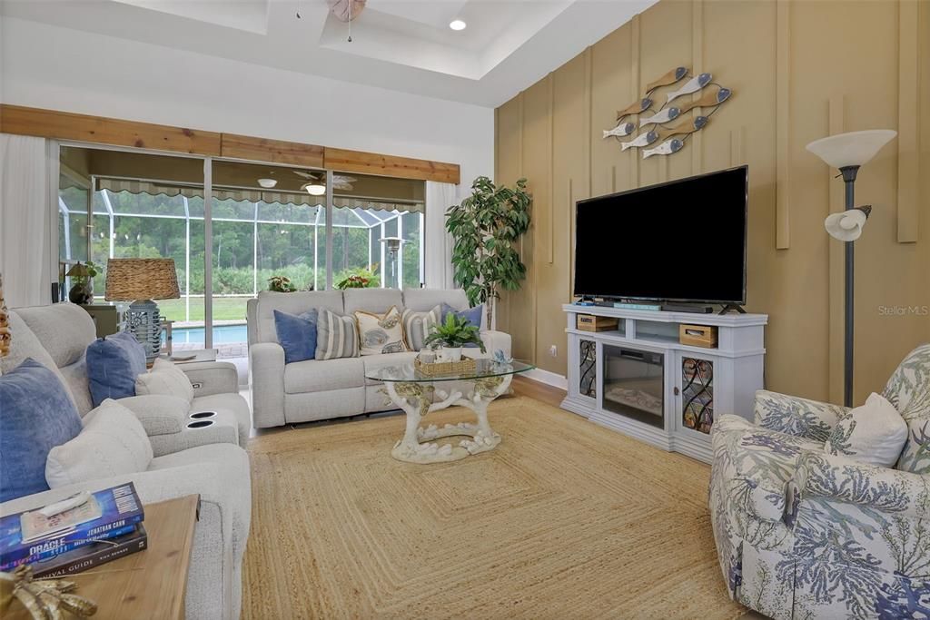 For Sale: $679,900 (3 beds, 2 baths, 1948 Square Feet)