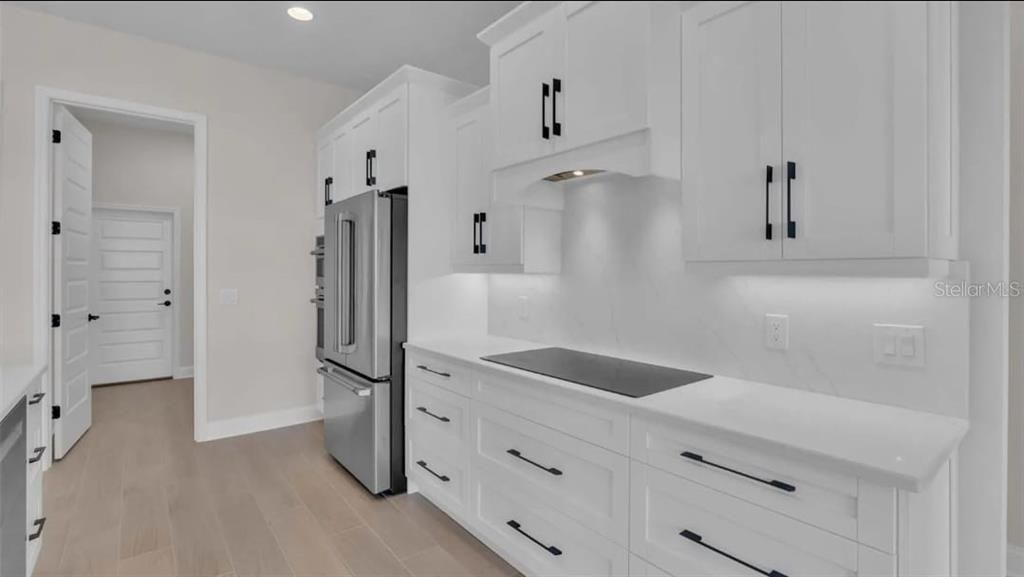 For Rent: $5,300 (4 beds, 2 baths, 2216 Square Feet)