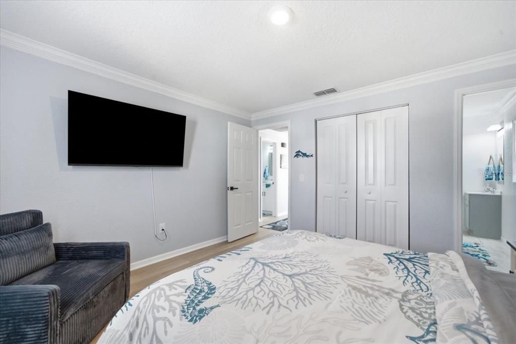 En Venta: $379,900 (3 camas, 2 baños, 1302 Pies cuadrados)