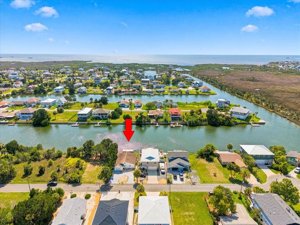 En Venta: $379,900 (3 camas, 2 baños, 1302 Pies cuadrados)