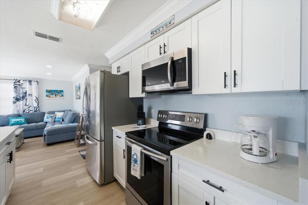 En Venta: $379,900 (3 camas, 2 baños, 1302 Pies cuadrados)