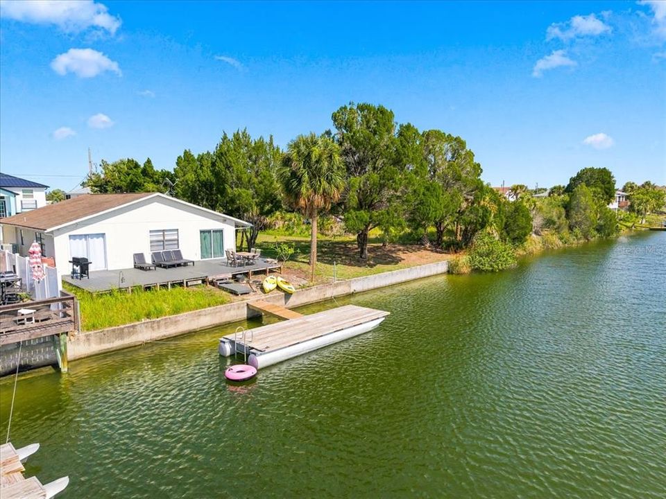 En Venta: $379,900 (3 camas, 2 baños, 1302 Pies cuadrados)