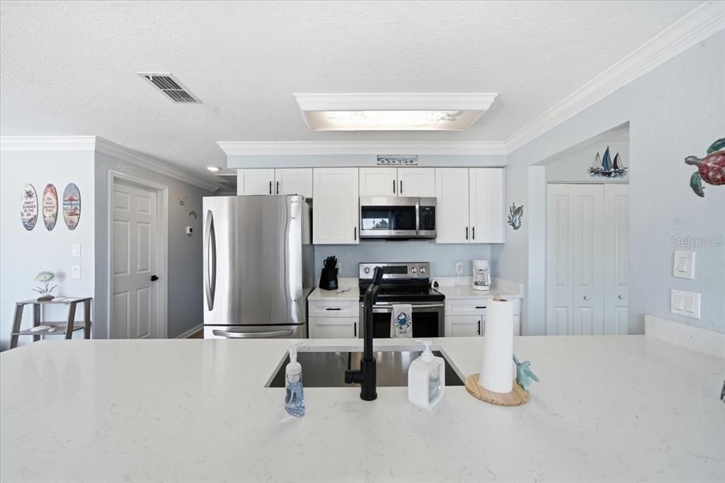 En Venta: $379,900 (3 camas, 2 baños, 1302 Pies cuadrados)