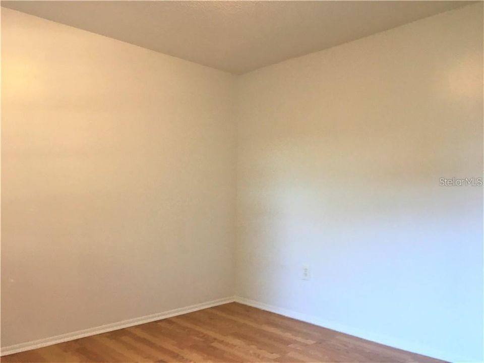 For Sale: $310,000 (4 beds, 0 baths, 1404 Square Feet)