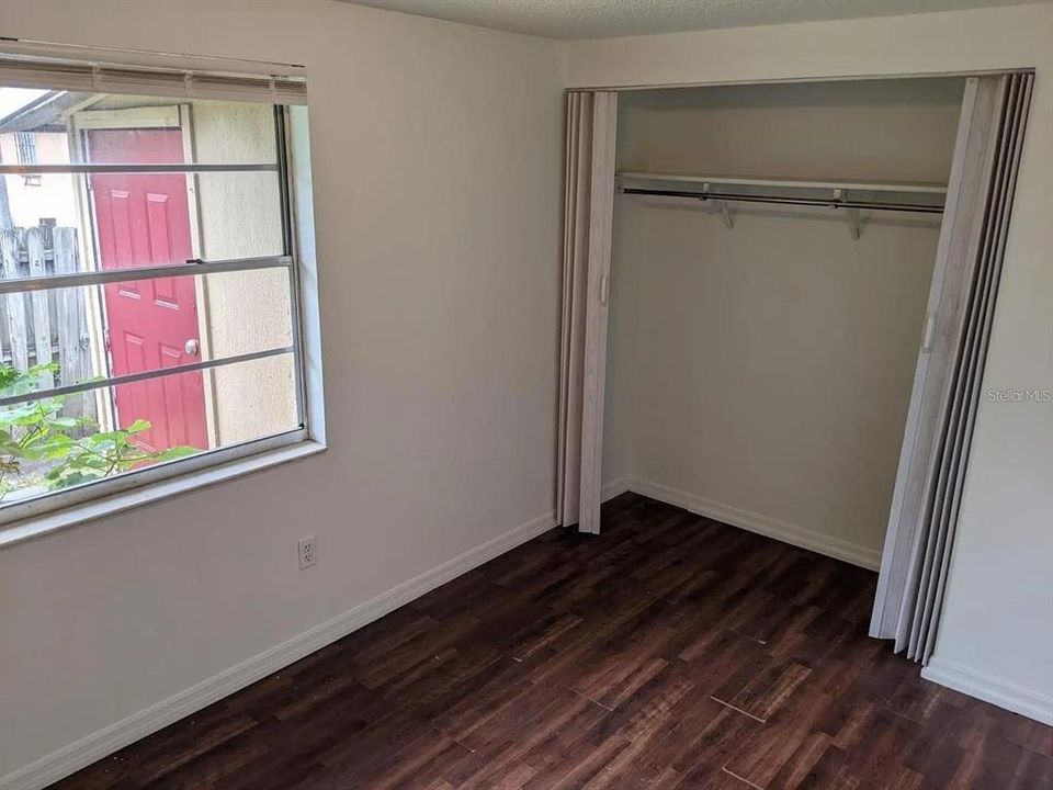 For Sale: $310,000 (4 beds, 0 baths, 1404 Square Feet)