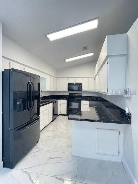 En Renta: $2,400 (3 camas, 2 baños, 1744 Pies cuadrados)