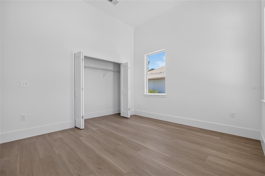 En Venta: $475,000 (4 camas, 3 baños, 2346 Pies cuadrados)
