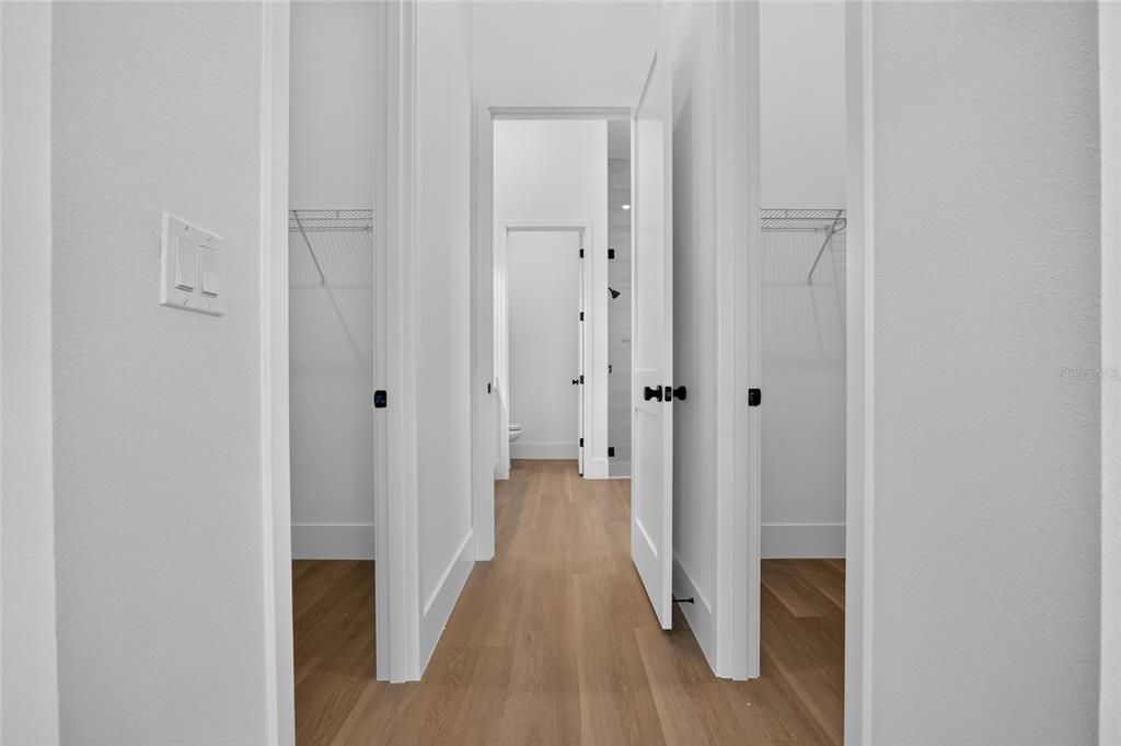 En Venta: $475,000 (4 camas, 3 baños, 2346 Pies cuadrados)