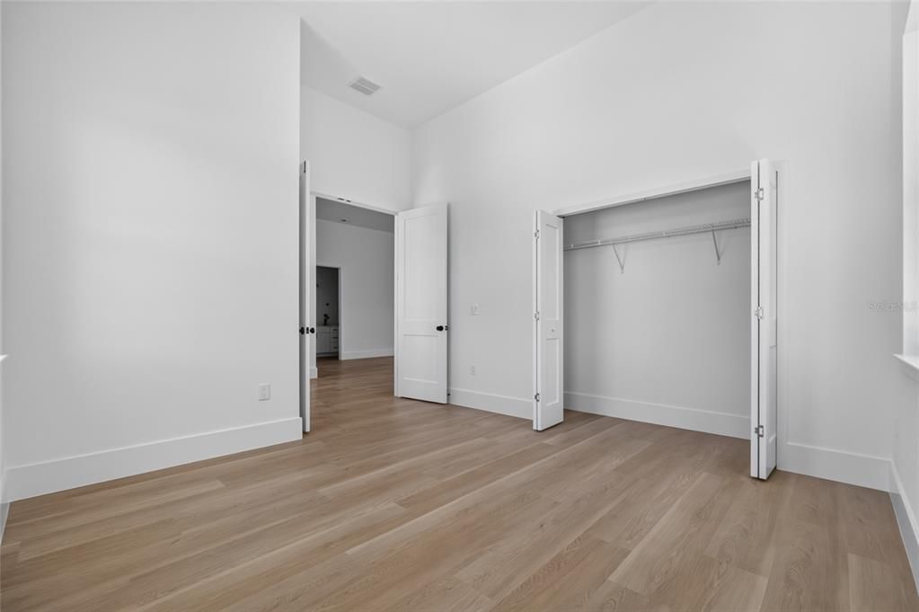 En Venta: $475,000 (4 camas, 3 baños, 2346 Pies cuadrados)