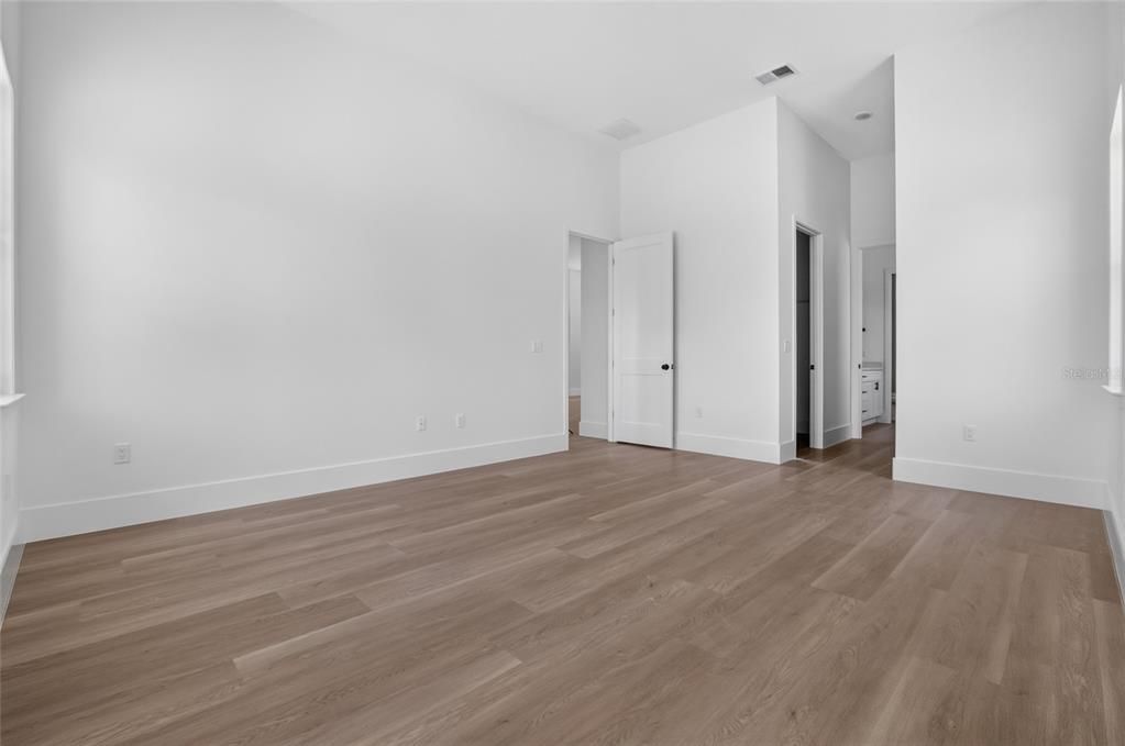 En Venta: $475,000 (4 camas, 3 baños, 2346 Pies cuadrados)