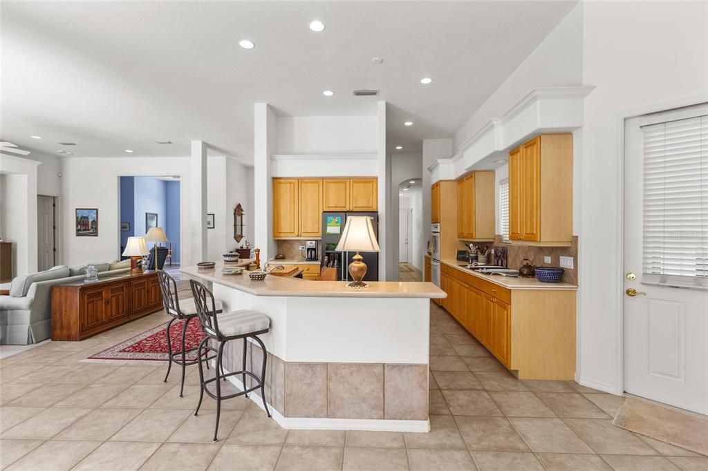 For Sale: $1,295,000 (3 beds, 3 baths, 3571 Square Feet)