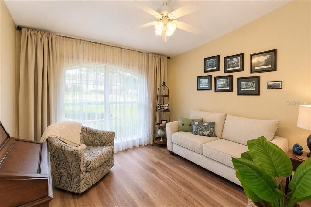 На продажу: $499,990 (3 спален, 2 ванн, 2491 Квадратных фут)