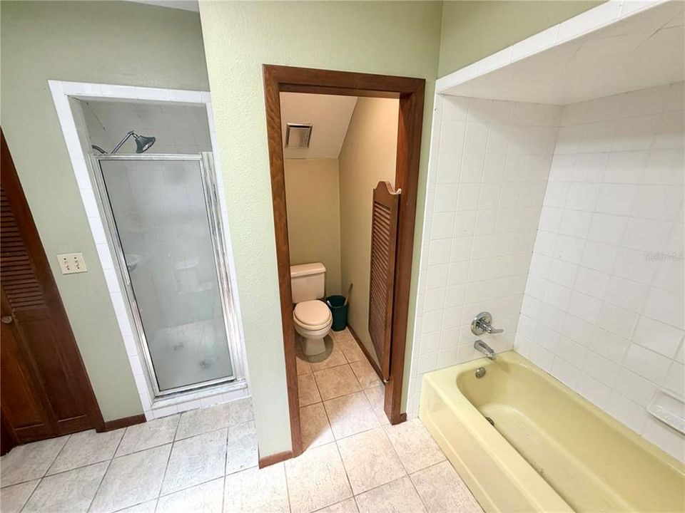 На продажу: $393,000 (3 спален, 2 ванн, 3327 Квадратных фут)