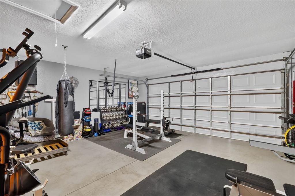 For Sale: $274,500 (3 beds, 2 baths, 1435 Square Feet)