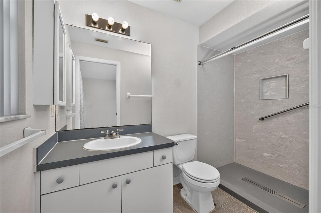 En Venta: $259,000 (3 camas, 2 baños, 1295 Pies cuadrados)