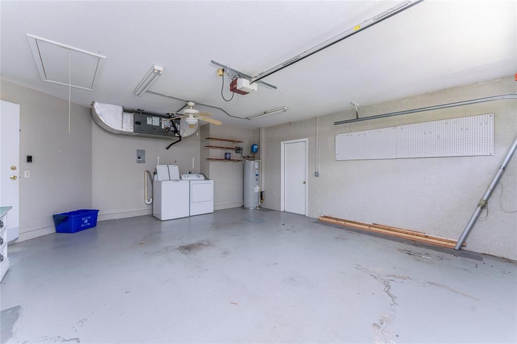 En Venta: $259,000 (3 camas, 2 baños, 1295 Pies cuadrados)