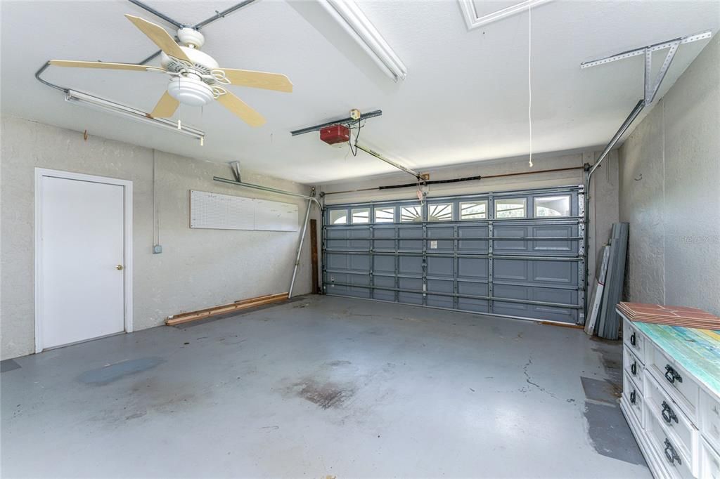 En Venta: $259,000 (3 camas, 2 baños, 1295 Pies cuadrados)