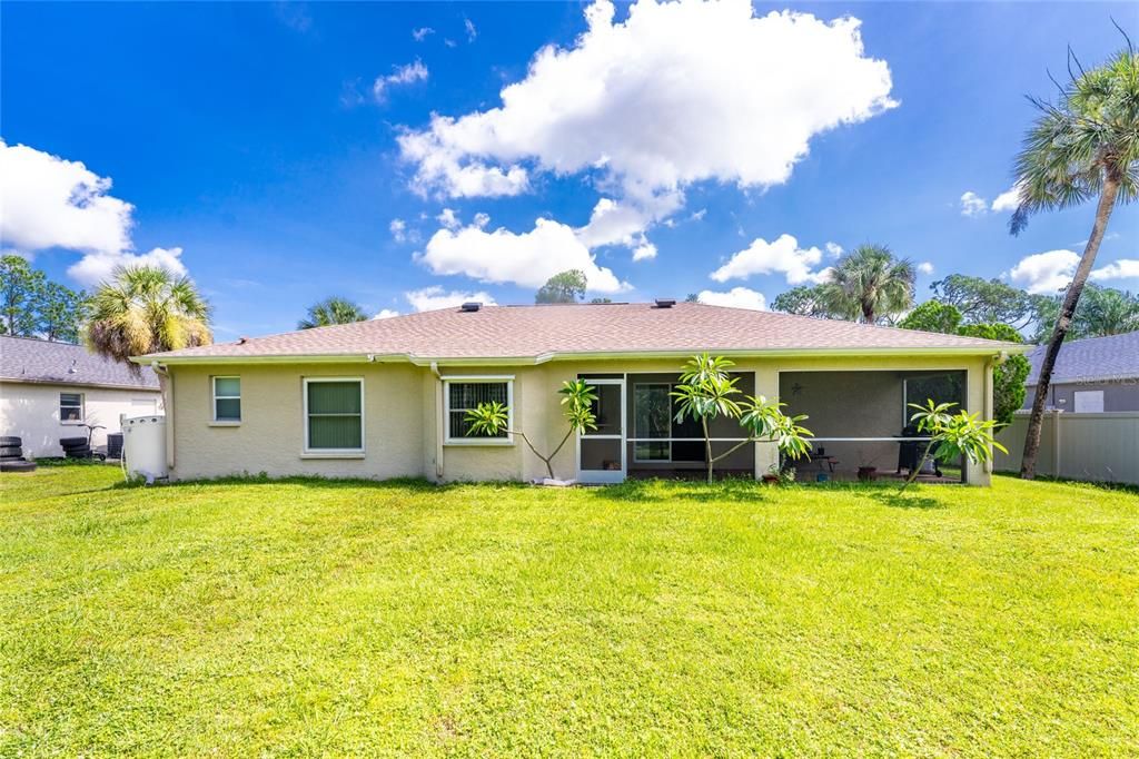 En Venta: $259,000 (3 camas, 2 baños, 1295 Pies cuadrados)