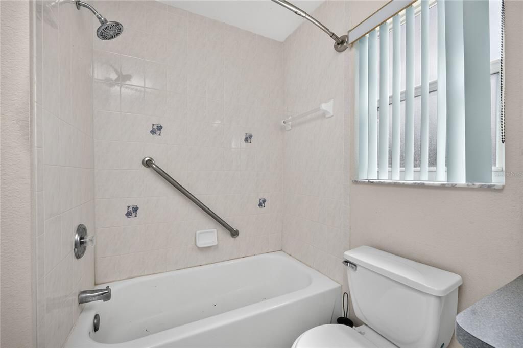 En Venta: $259,000 (3 camas, 2 baños, 1295 Pies cuadrados)