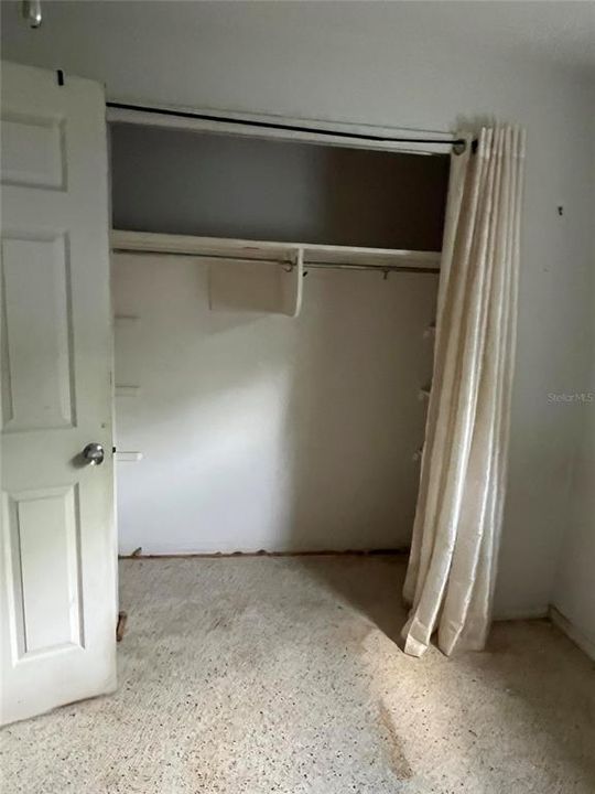 На продажу: $200,000 (2 спален, 1 ванн, 768 Квадратных фут)