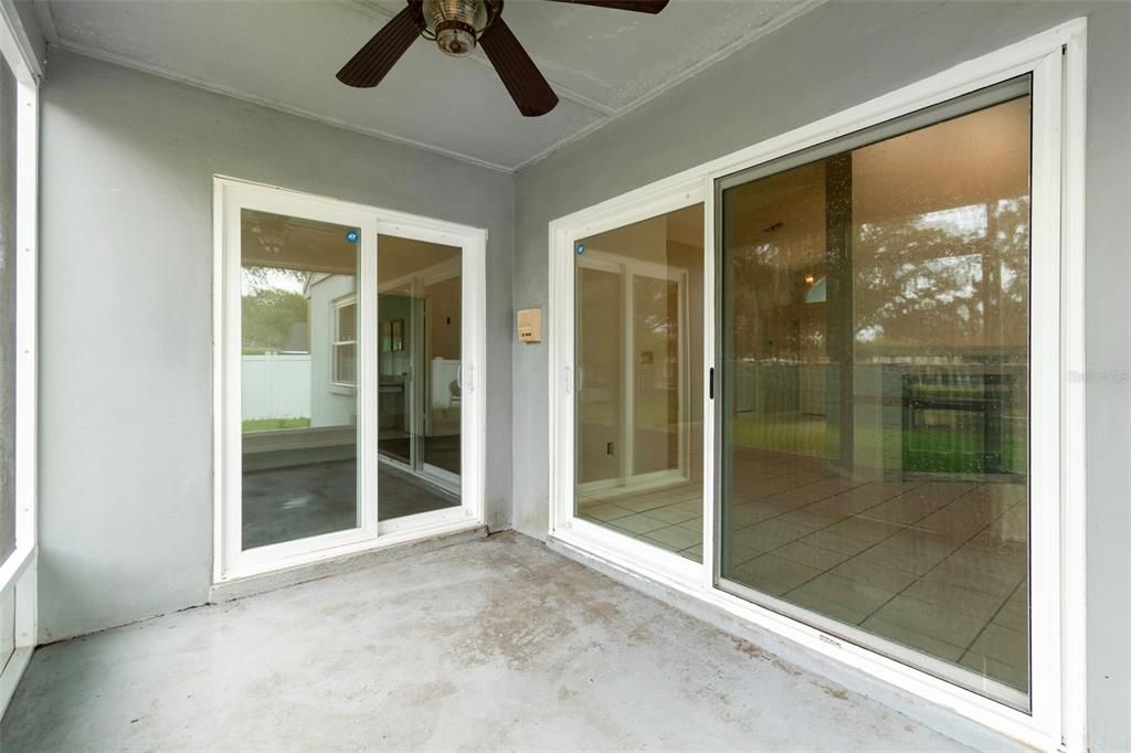 For Sale: $299,999 (3 beds, 2 baths, 1496 Square Feet)