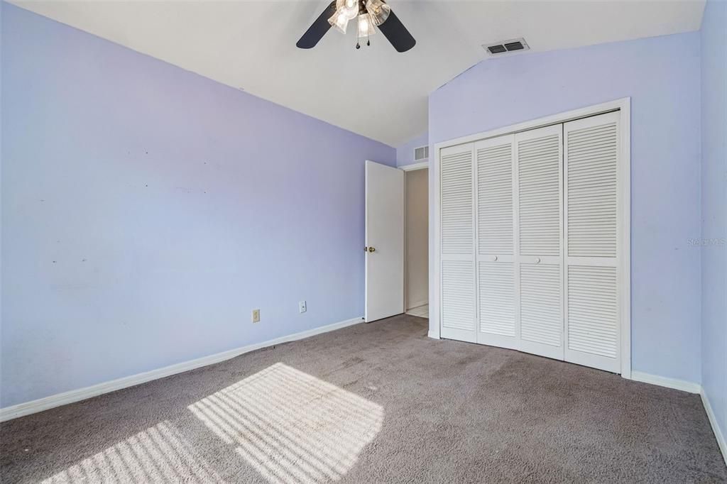 For Sale: $299,999 (3 beds, 2 baths, 1496 Square Feet)