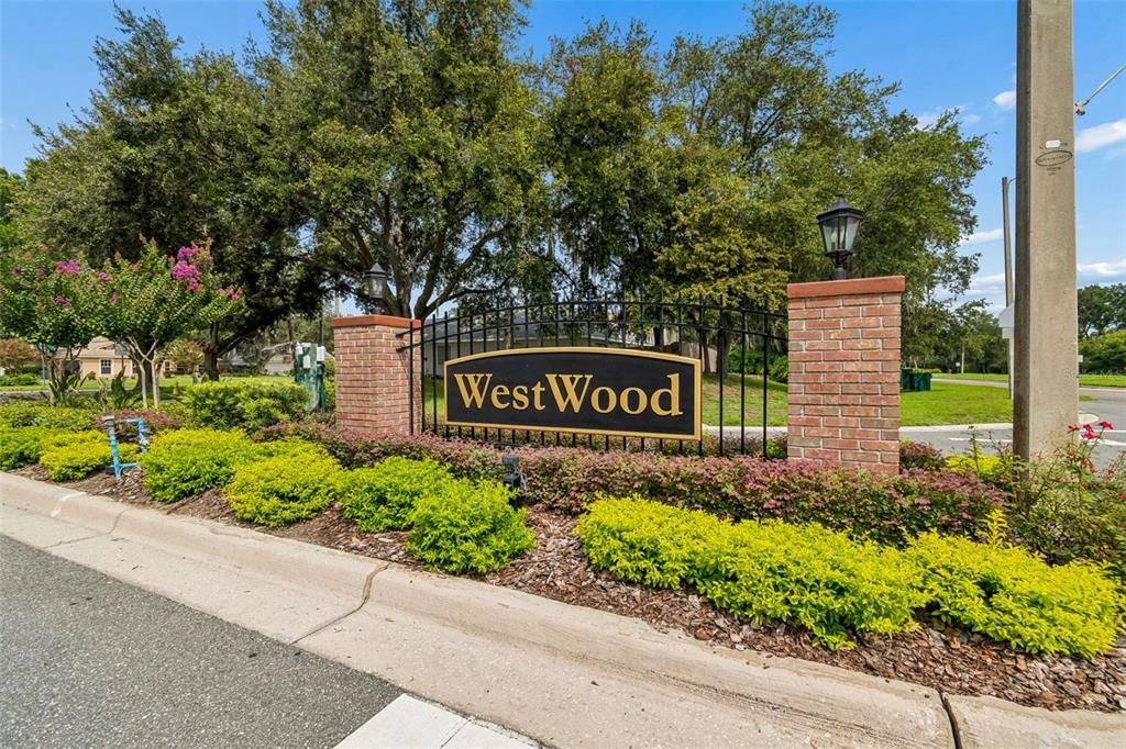 For Sale: $299,999 (3 beds, 2 baths, 1496 Square Feet)