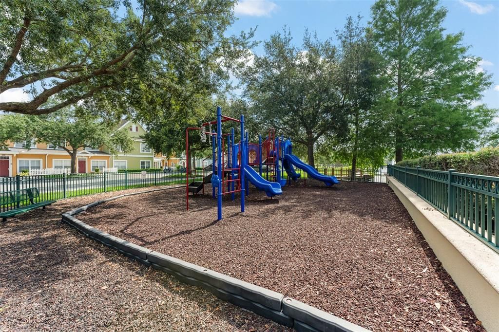 En Venta: $260,000 (4 camas, 3 baños, 1470 Pies cuadrados)