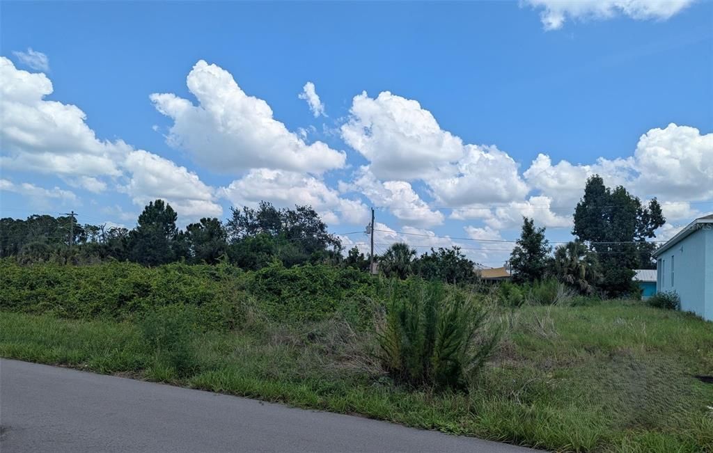 En Venta: $29,500 (0.22 acres)