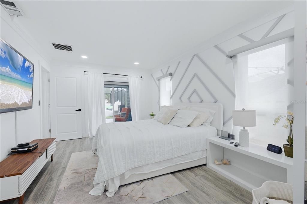 En Venta: $695,000 (2 camas, 2 baños, 1945 Pies cuadrados)