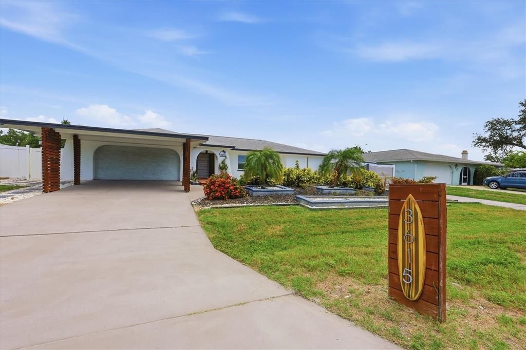 En Venta: $695,000 (2 camas, 2 baños, 1945 Pies cuadrados)