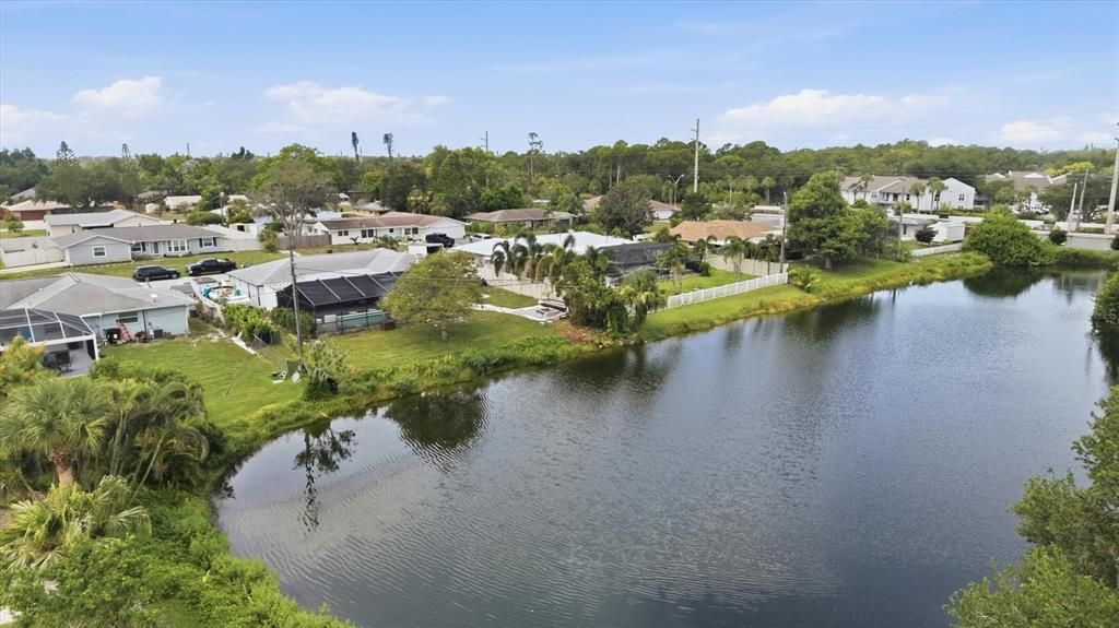 En Venta: $695,000 (2 camas, 2 baños, 1945 Pies cuadrados)