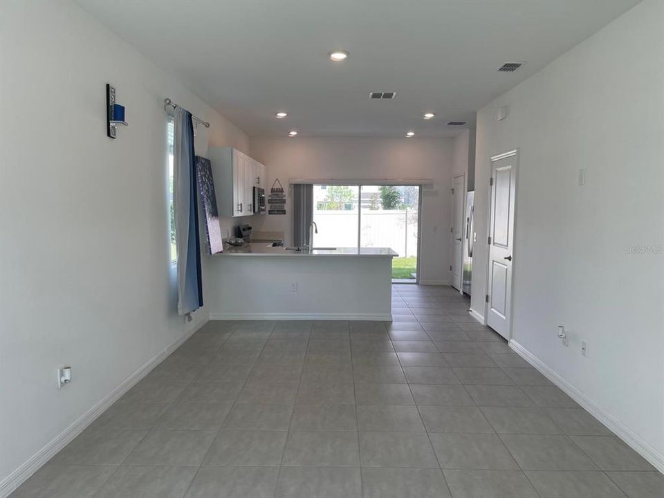 En Renta: $1,699 (2 camas, 2 baños, 1255 Pies cuadrados)