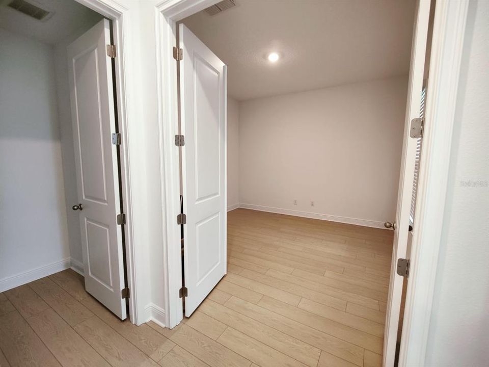 En Renta: $3,999 (4 camas, 3 baños, 2650 Pies cuadrados)