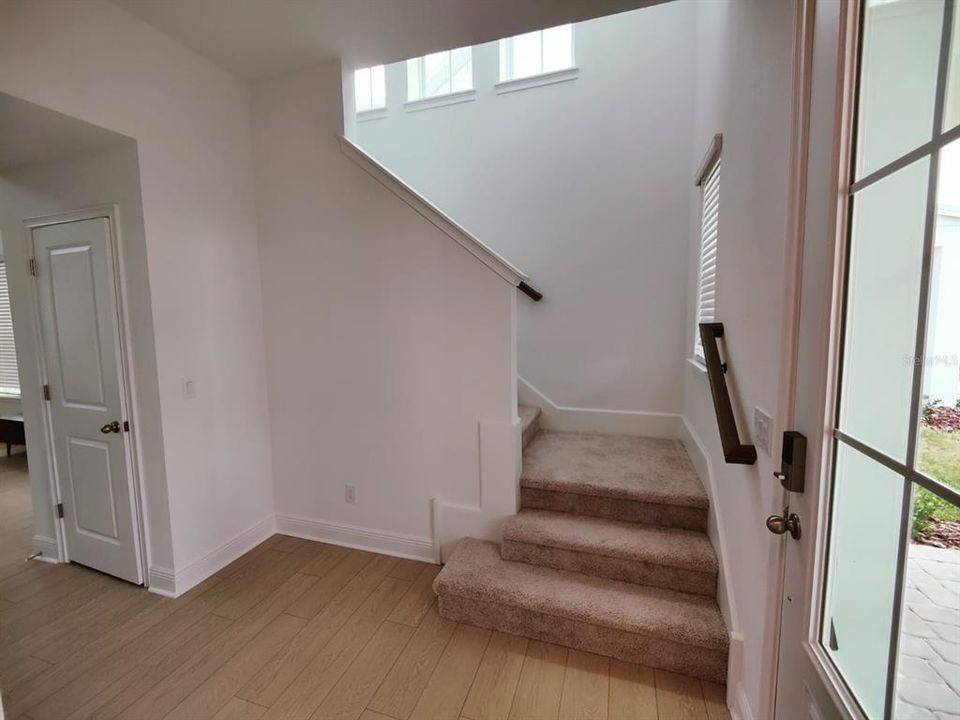 En Renta: $3,999 (4 camas, 3 baños, 2650 Pies cuadrados)