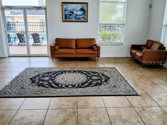 For Rent: $1,600 (2 beds, 2 baths, 973 Square Feet)