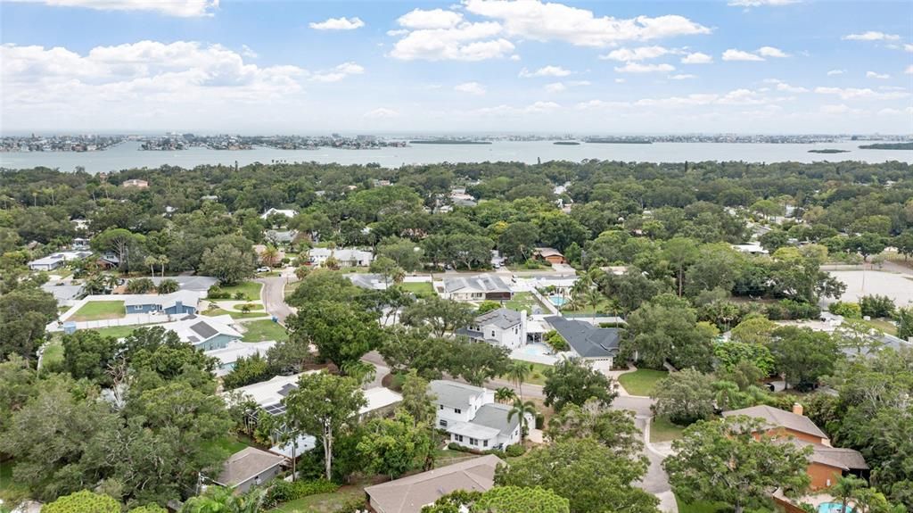 En Venta: $725,000 (3 camas, 2 baños, 2374 Pies cuadrados)