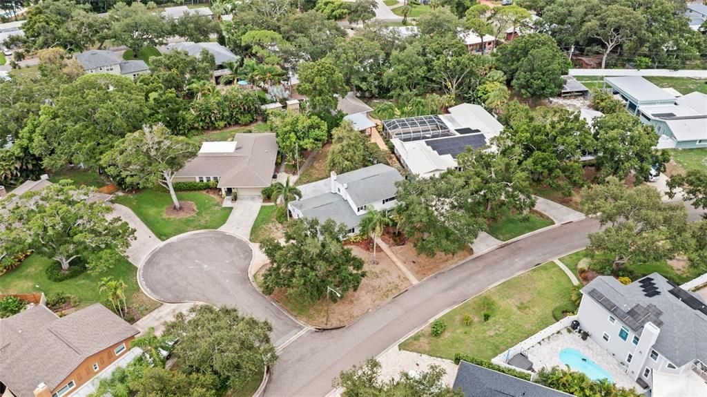 En Venta: $725,000 (3 camas, 2 baños, 2374 Pies cuadrados)